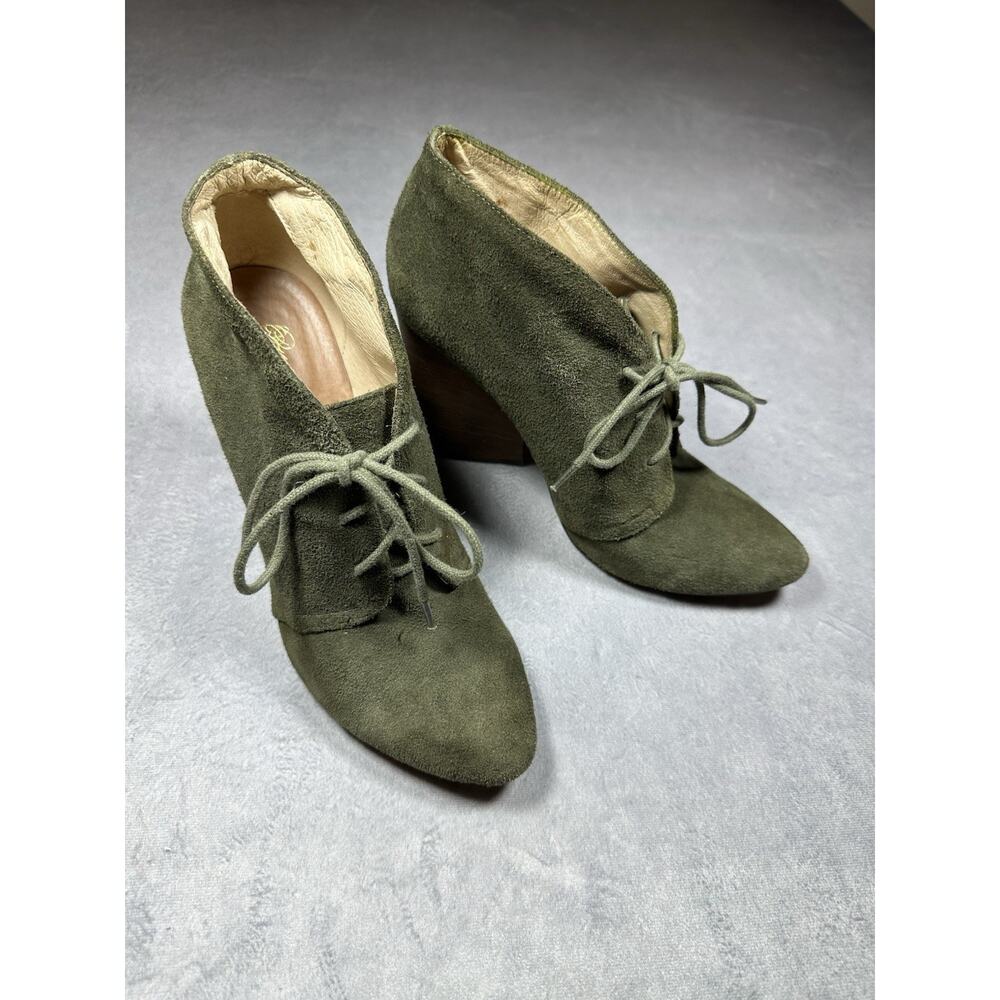 Matt Bernson Mesa stacked blade heel booties In Olive Size 8.5